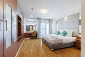 Lux 3BR• Soi 11 • Pool Table • Hotel Service • BTS - Image 4