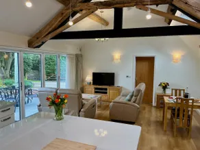 The Stables Cottage - Image 2