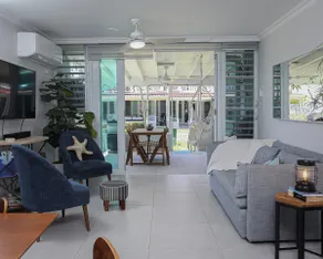 Dorado Lux Beachfront Villa – 1 min walk to Beach - Image 5