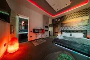 ”ROOM 21” A Unique Accommodation Experience! - Image 4