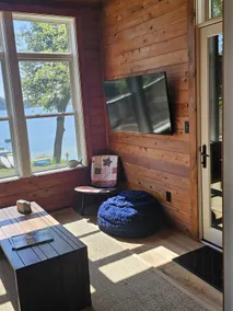 Lakefront House on Potter Lake - Image 2