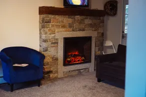 Cozy mountainside home for 8! - Image 3