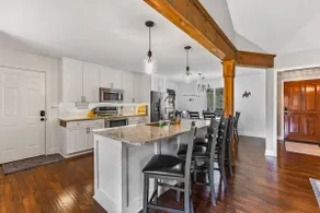The Clever Mule is a charming home- Great Location - Image 2