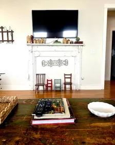 Charming Cottage Retreat with Fire Pit - Image 4