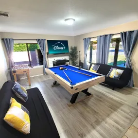 Spacious Pool | Hot Tub | Pool Table | BBQ Grill | Basketball - Image 3