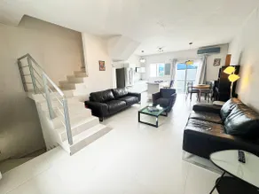 3-story house - Beautiful and spacious house in South Mty - Image 2