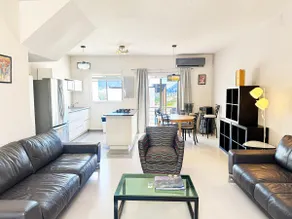 3-story house - Beautiful and spacious house in South Mty - Image 3