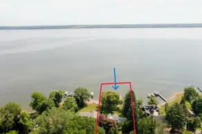 Spacious 5 BR Lakefront Home on The Wine Trail!! - Image 4