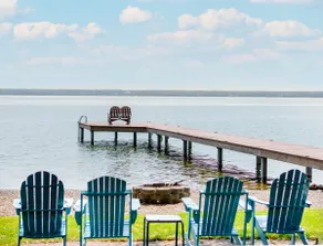 Spacious 5 BR Lakefront Home on The Wine Trail!! - Image 3