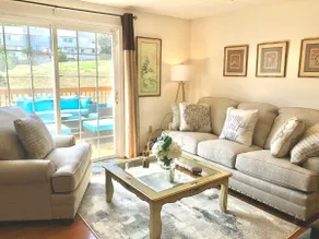 Charming, quiet and recently renovated townhouse - Image 2