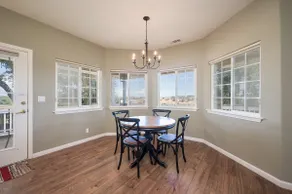 Private Vineyard Retreat: Paso Robles Haven - Image 5