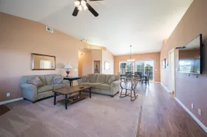 Private Vineyard Retreat: Paso Robles Haven - Image 2
