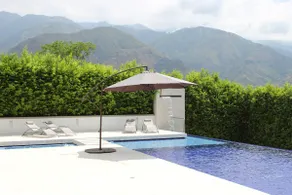 Beautiful House with a Pool in San Jeronimo Ant - Image 4