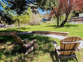 4BR Cottage Downtown fenced w/views - Image 2