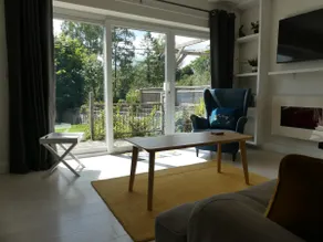 Retreat in the Cotswolds - Image 2