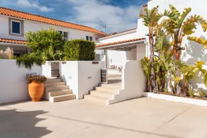 Complex of 3 Villas - Sea'Ya Family Surf Houses - Image 2
