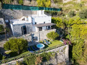 Big villa with stunning sea view and huge garden - Image 4