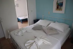 Apartment with Sea View - Image 2