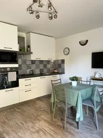 GARDEN HOUSE - Image 4