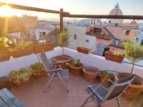 Terrace in the center of Forio - Image 5