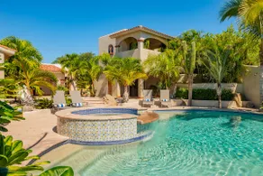 Villa Tropical in Baja California Sur - Image 4