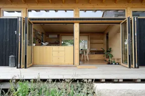 Designer tiny house with sauna, garden & air conditioning - Image 2