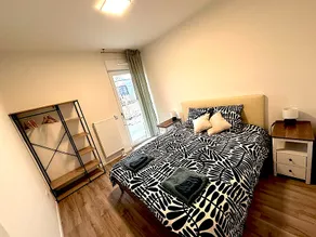 Pierre Home, parking, 10min Gare - Image 5