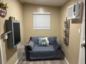 Cozy Private Stay - Image 2