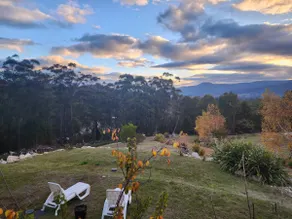 Banksia Cottage on 63 acres private - Image 2