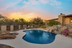 Oro Valley, 18-min drive from UofA, Heated Pool - Image 2