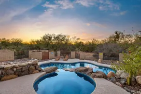 Oro Valley, 18-min drive from UofA, Heated Pool - Image 3