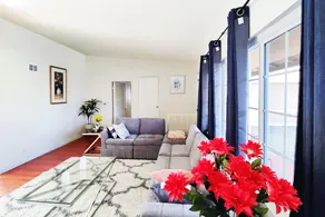 Cozy Retreat • King Bed • 14 Miles to Disneyland - Image 2