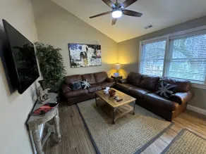 Highlands - Elegant Calm Clean & Green - Walkable - Image 3