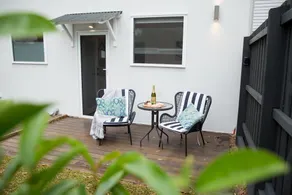 Malahide Coastal Retreat - Image 3