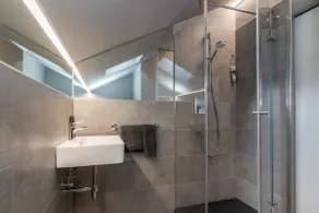 Mini-Apartment 6 - Image 4