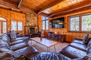 5BR | Indoor Hot Tub Sunroom | Mt Snow & Stratton - Image 3