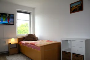 German - Image 3
