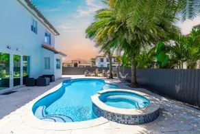 Luxury Stay w/ Heated Pool, Golf & Chess Yard - Image 2