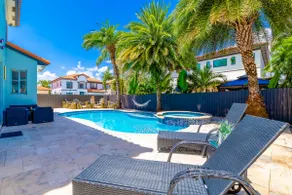 Luxury Stay w/ Heated Pool, Golf & Chess Yard - Image 5