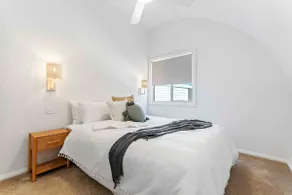 The Roundhouse 4BR Home - Image 3
