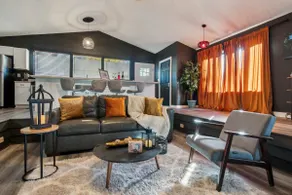 Date Night Retreat· Hot Tub· Fire Pit · 20 Min ATL - Image 3