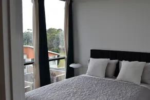 ZMITH Apartment - BROOKE, Near AIS, GIO Stadium, UC, & Nth - Canberra Hospital - Image 2