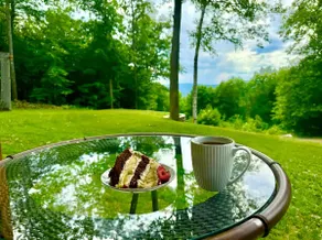 Lake, Laughs & Firelight: 4BR Retreat Awaits! - Image 4
