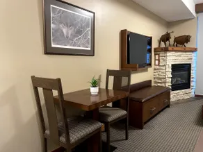 Mountain Suite at Falcon Crest Lodge - Image 5
