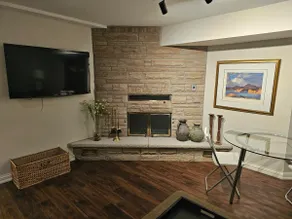 Rosedale Garden Suite - Image 5