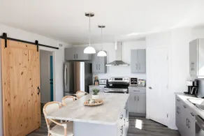 Lake front Cabin | sleeps 8 | All season - Image 4
