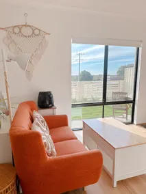 Comfy Home Near the Hills - Image 2