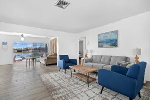 Lakefront Pool Home-Breezy, Open & Spacious - Image 3