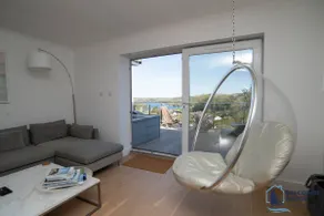 Ultimate Coastal Escape - Stylish & Estuary Views - Image 5