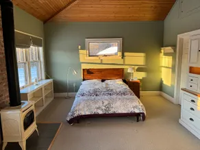 Rice Hill Retreat - Fabulous Hill Top Home&Hot Tub - Image 3